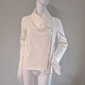 Iman Off White Stretchy Jacket NWT